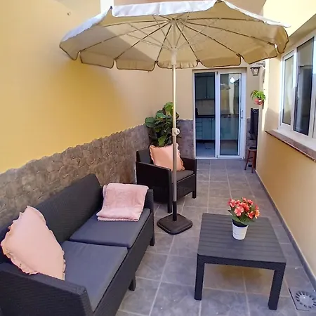 Hawaii House